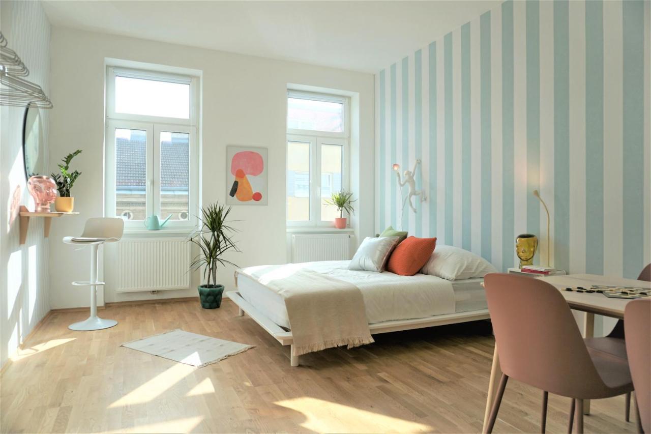 Modern 2br - Full Kitchen - Schoenbrunn Area - 15 Mins To Center * Wenen