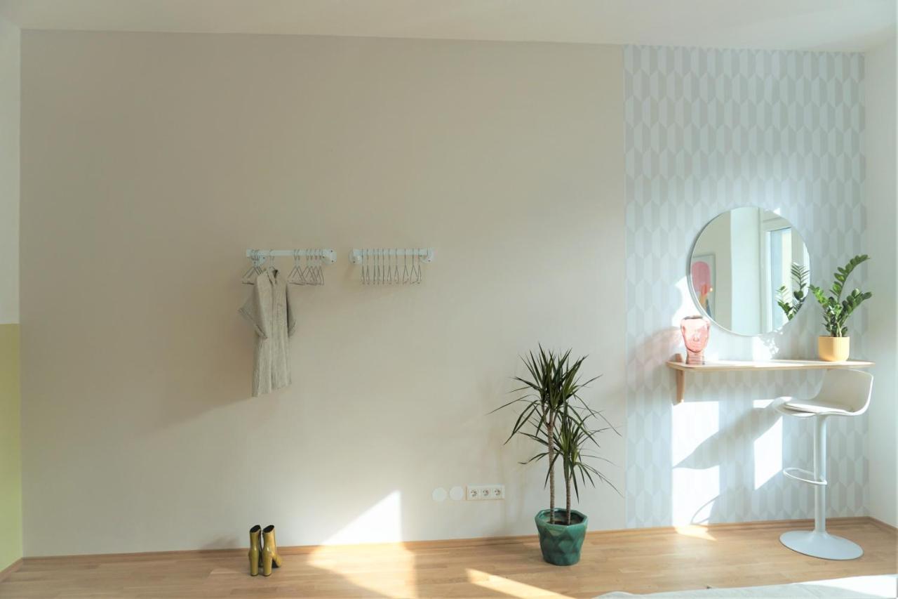 Apartment Stayover - Schicke Mit 2 Schlafzimmern Am Westbahnhof *