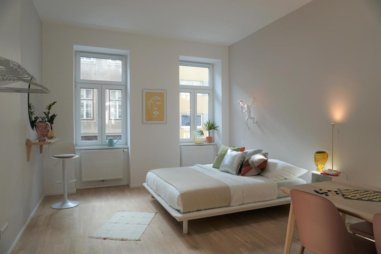 Apartment Stayover - Schicke Mit 2 Schlafzimmern Am Westbahnhof