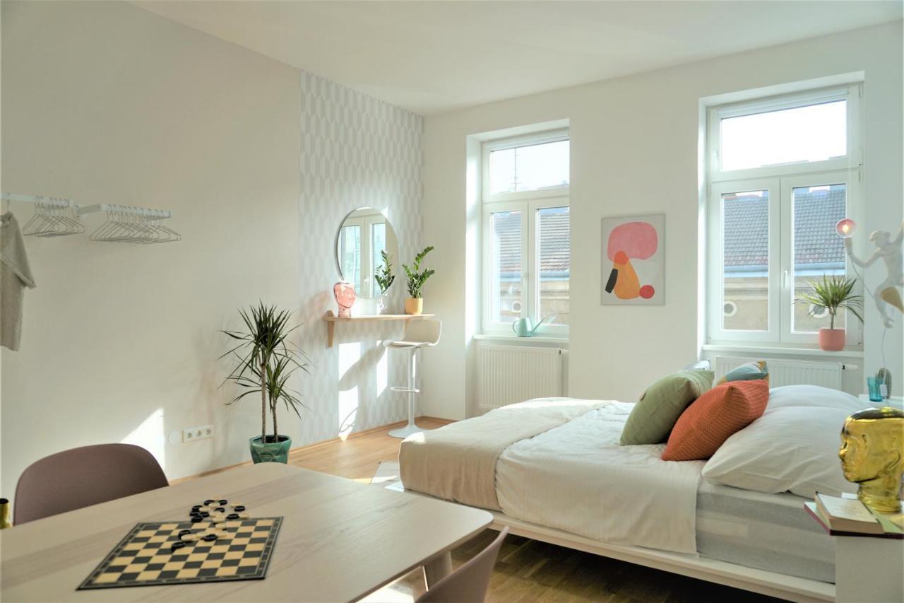 Apartment Stayover - Schicke Mit 2 Schlafzimmern Am Westbahnhof
